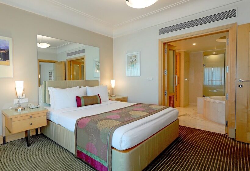 Президентский Люкс, The Imperial Palace