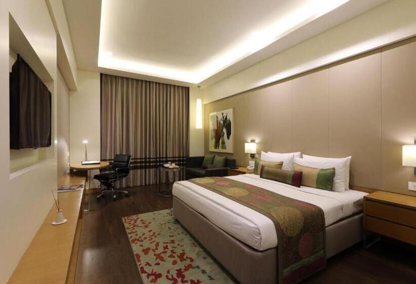 Номер Superior, The Imperial Palace