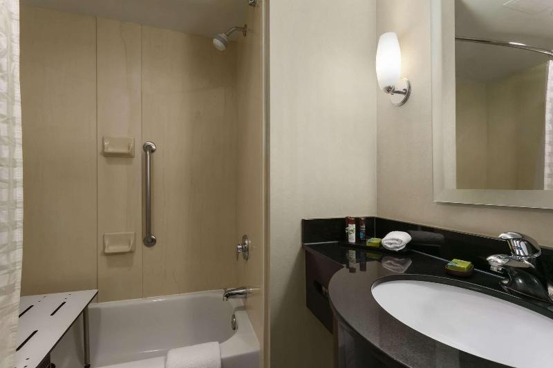 اتاق اکونومی, Toyoko Inn Kumamoto Shin-shigai