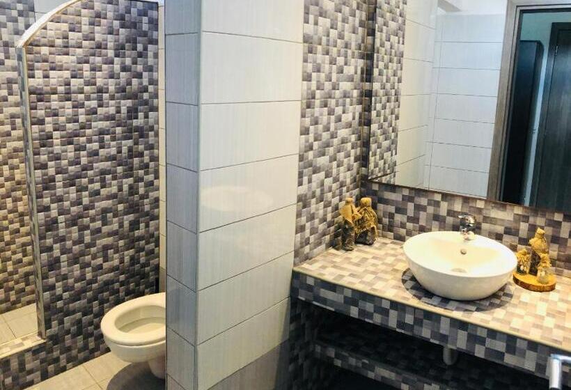 غرفة قياسية رباعية, Villa Livadaros