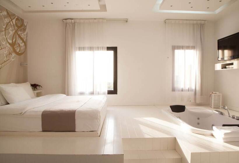 Suite Lit King, Aleph Boutique