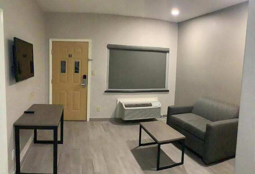 Люкс Кровать Кинг, Americas Best Value Inn & Suites San Benito