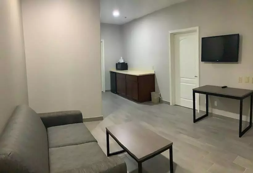 Sviitti, Americas Best Value Inn & Suites San Benito