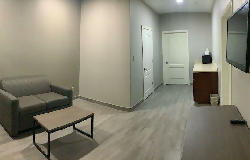 جناح, Americas Best Value Inn & Suites San Benito