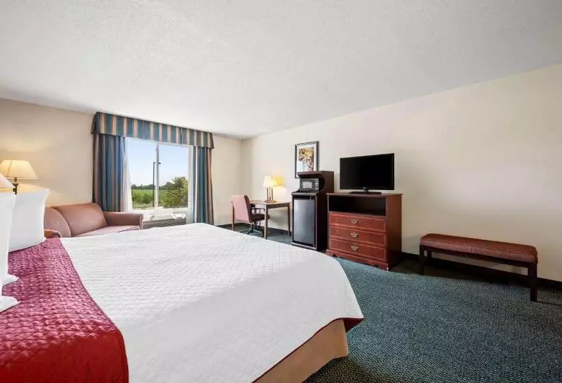 Bisneshuone, Best Western Annawan Inn