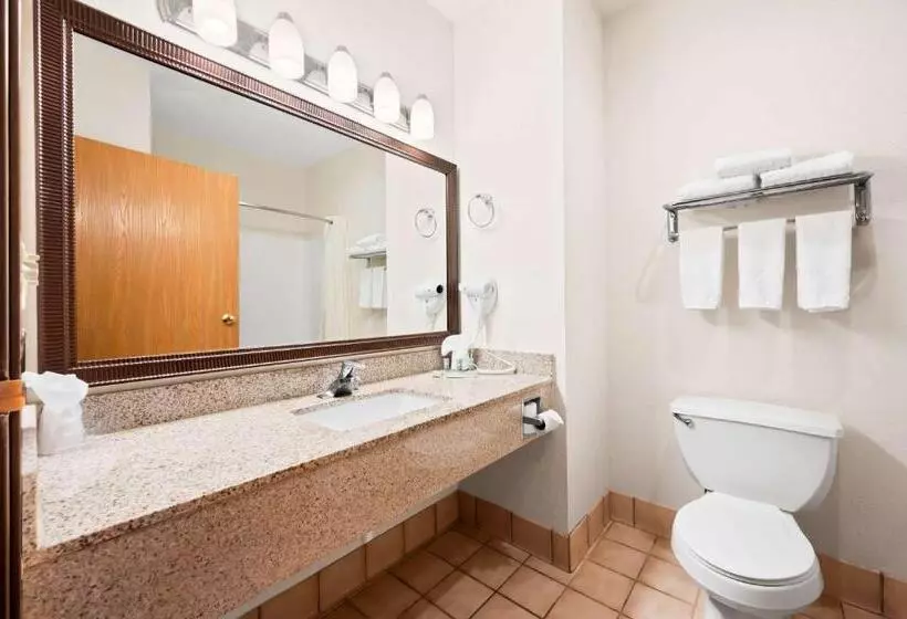 Juniorsviitti, Best Western Annawan Inn