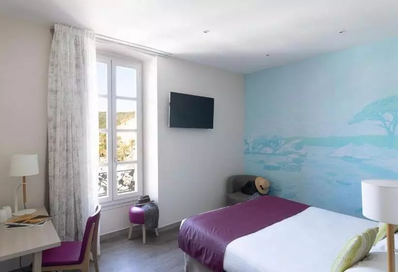 اتاق سوپریور با چشم‌انداز, Best Western Hotel Du Roy D Aragon