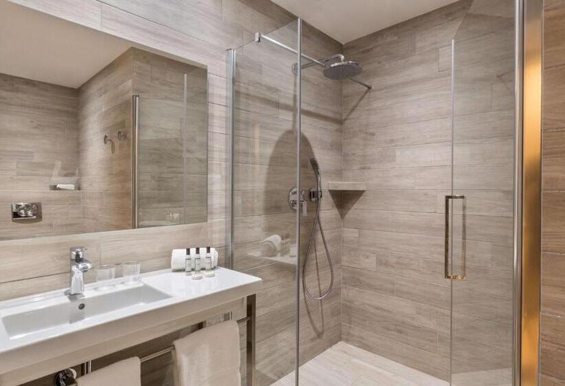 Семейный Номер, Best Western Hotel Du Roy D Aragon