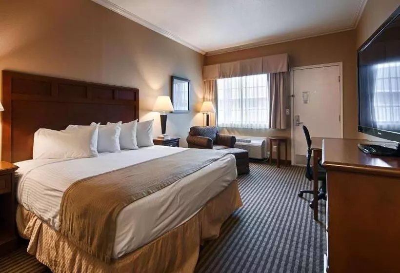 身障者適用キングサイズベッドルーム, Best Western Hebbronville Inn
