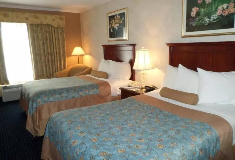 ２ダブルベッドのスタンダードルーム, Best Western Plus Mentor Cleveland Northeast