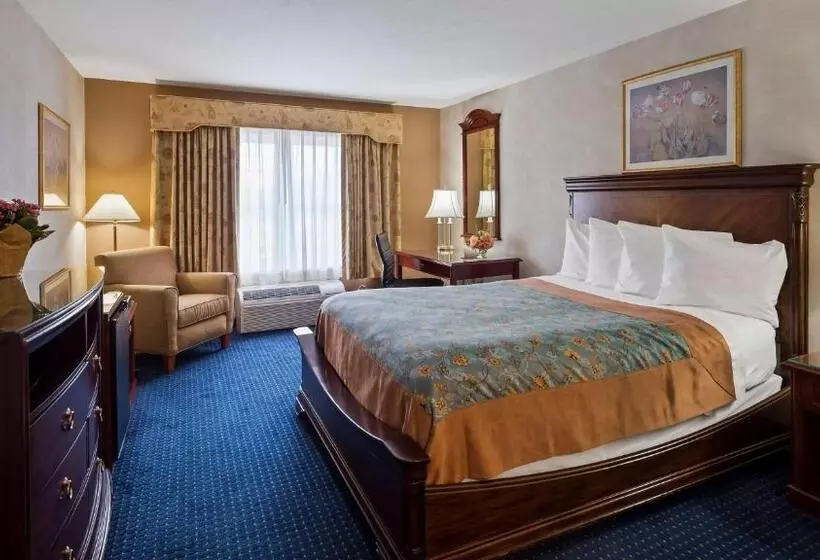 キングサイズベッドのスイートルーム, Best Western Plus Mentor Cleveland Northeast