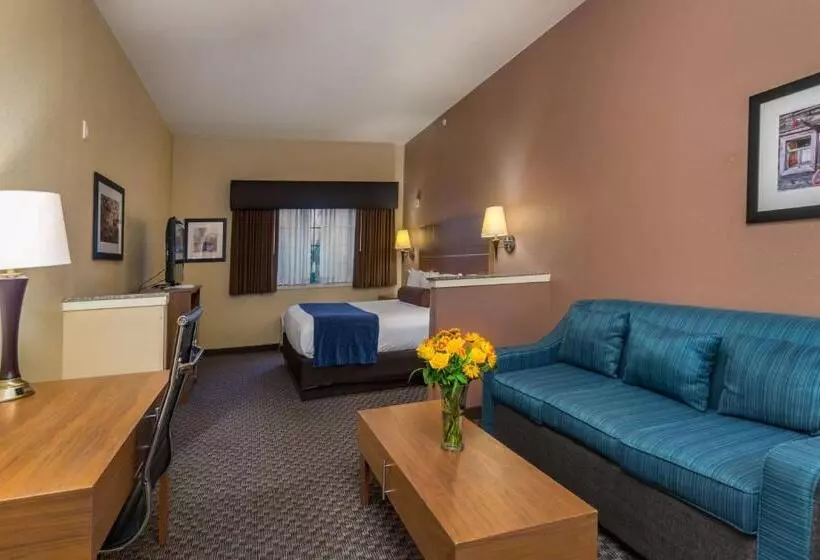 キングサイズベッドのデラックスルーム, Best Western Plus Shamrock Inn & Suites
