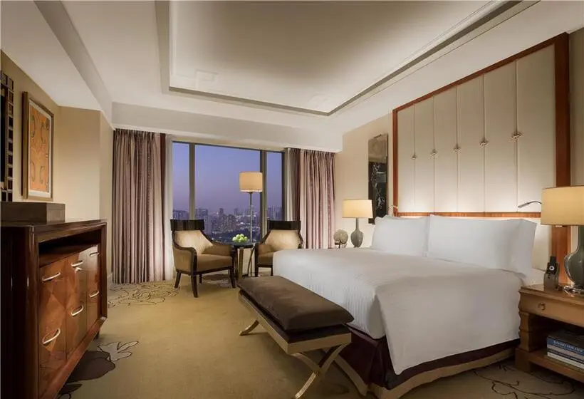 سوئیت پریمیوم, Conrad Macao