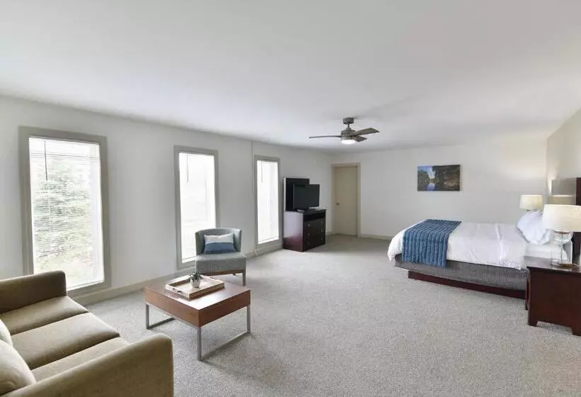 プレジデンシャル・スイート3寝室, Holiday Inn Express Wisconsin Dells, An Ihg