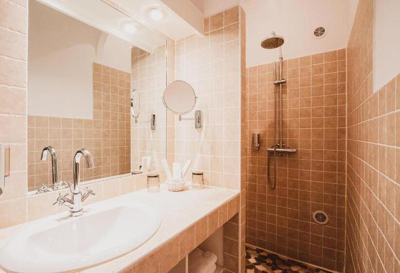 Номер Deluxe, Hôtel Restaurant U Castellu Vizzavona