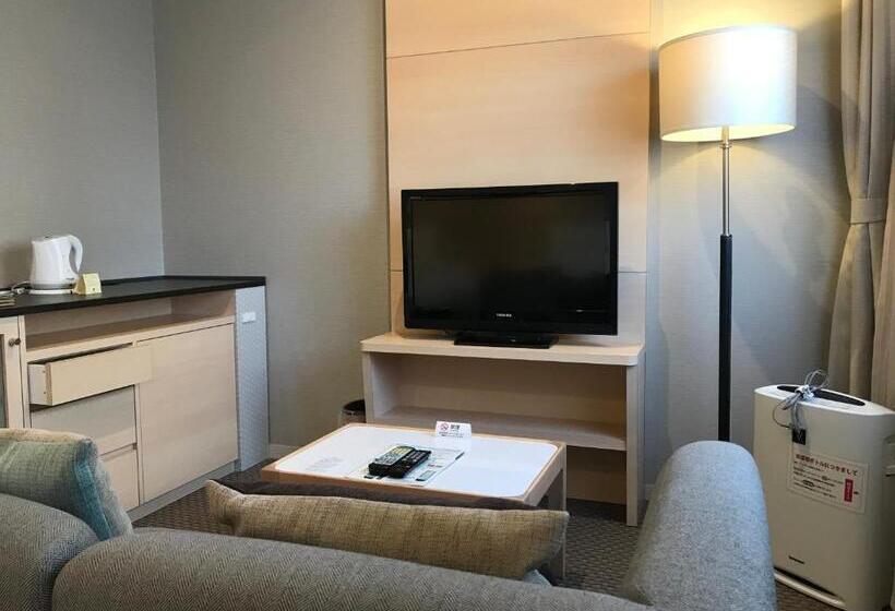 חדר סטנדרט לשלושה, Kkr Hotel Kanazawa