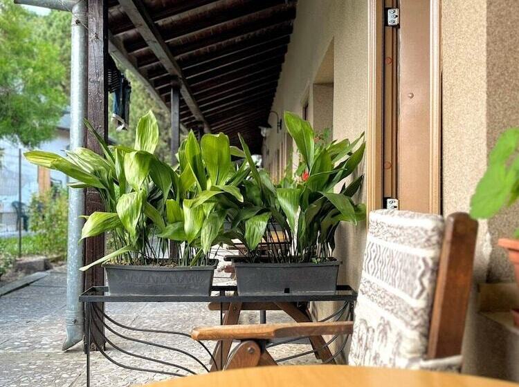 Economy Interior Room, Lotus Family Hotel   Free Parking