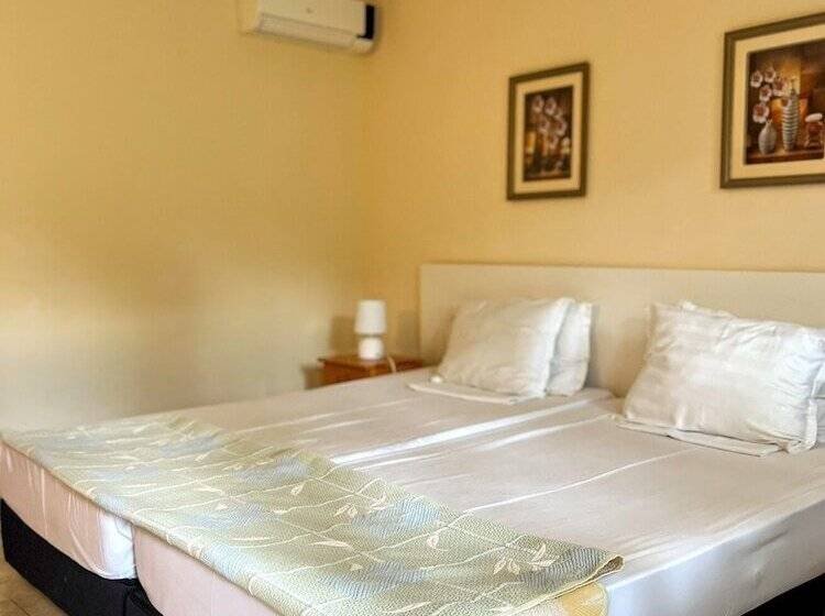 Economy Interior Room, Lotus Family Hotel   Free Parking