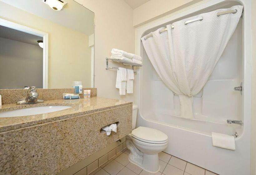 Номер Deluxe Адаптированный для Инвалидов, Surestay Hotel By Best Western Blackwell