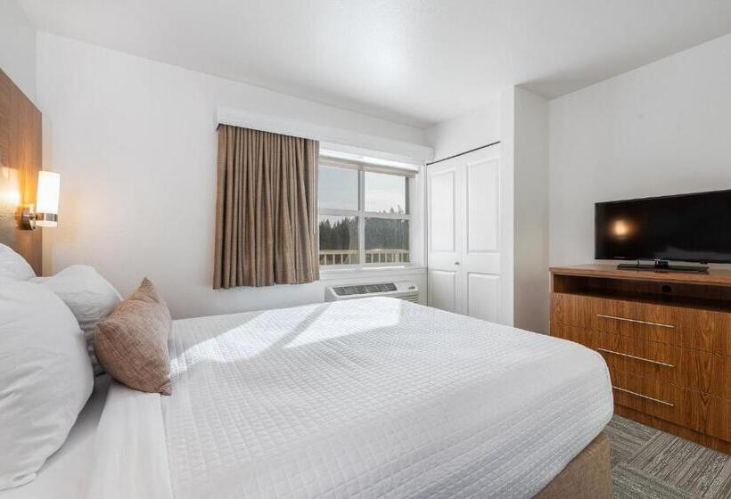 带大床的套房, Marshall Suites