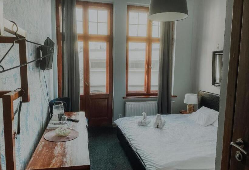 اتاق لوکس با بالکن, Central Sopot