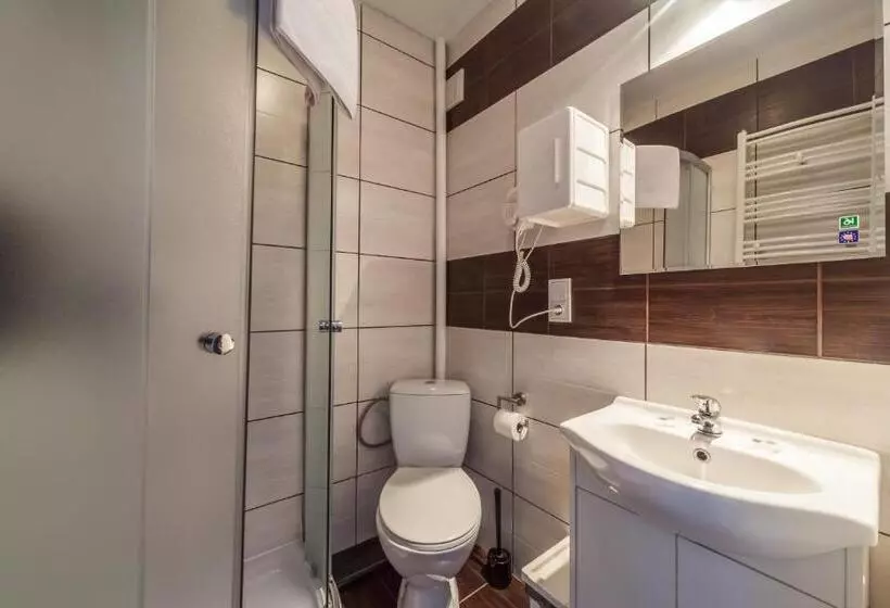 اتاق لوکس با چشم‌انداز, Central Sopot