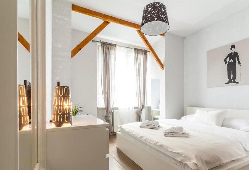 اتاق لوکس با چشمانداز, Central Sopot