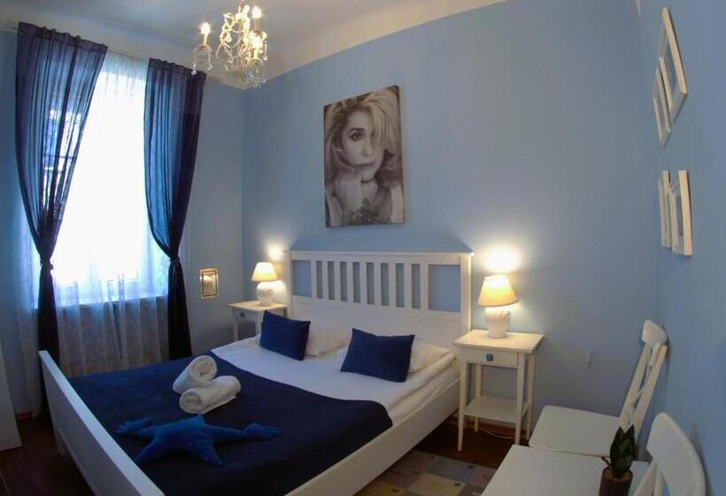 Номер Deluxe, Chmielna Guest House