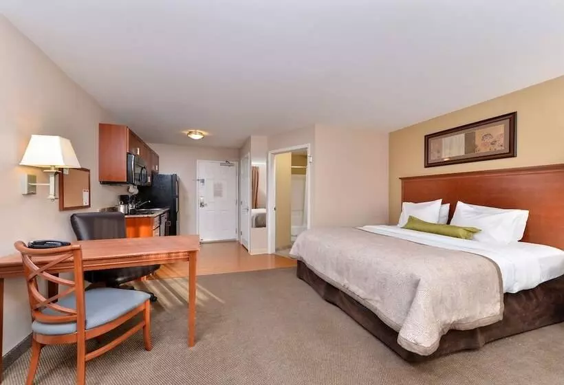 سوییت, Candlewood Suites Williston, An Ihg