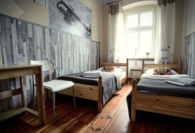 스탠다드 룸 공동 욕실, Explorer Hostel & Apartment Stare Miasto Old Town 24h #don T Be A Tourist, Be An Explorer!
