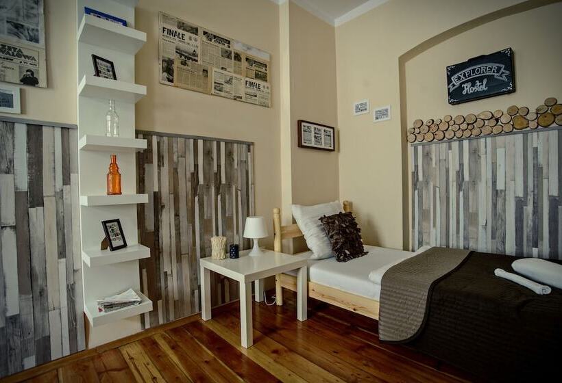 스탠다드 트리플 룸, Explorer Hostel & Apartment Stare Miasto Old Town 24h #don T Be A Tourist, Be An Explorer!