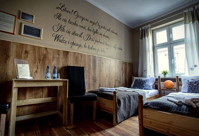 스탠다드 룸 공동 욕실, Explorer Hostel & Apartment Stare Miasto Old Town 24h #don T Be A Tourist, Be An Explorer!