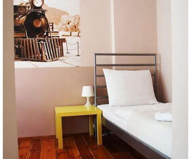 스탠다드 트리플 룸, Explorer Hostel & Apartment Stare Miasto Old Town 24h #don T Be A Tourist, Be An Explorer!