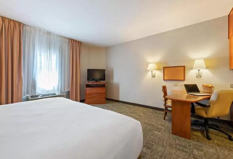 キングサイドベッドのスタンダードワンルーム, Extended Stay America Suites  Mcalester  Hwy 69