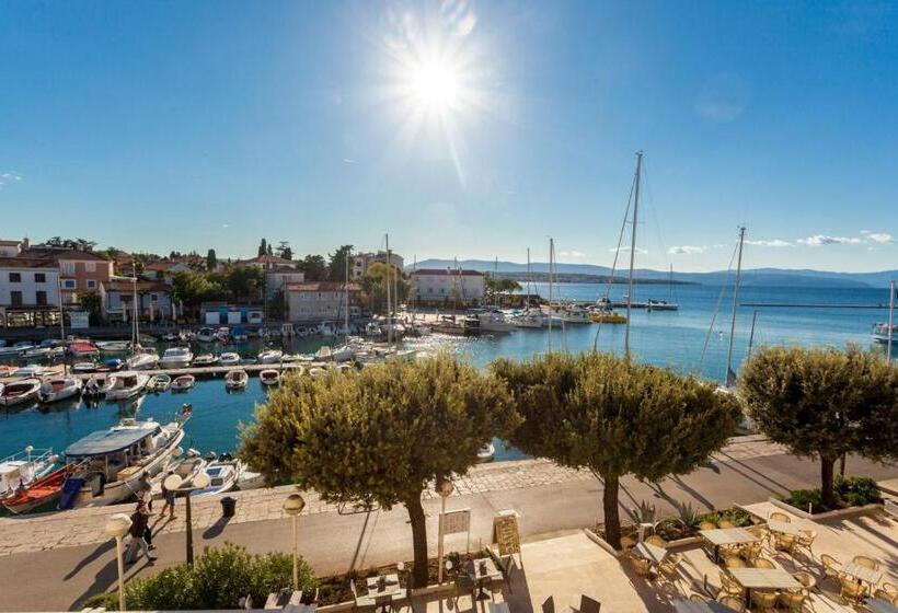 Номер Стандарт Вид на Море, Adria