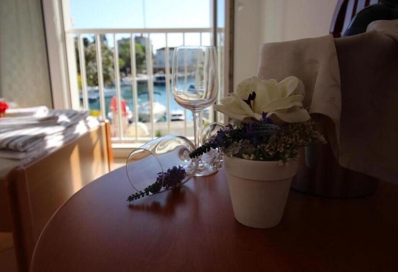 Номер Deluxe Вид на Море, Adria