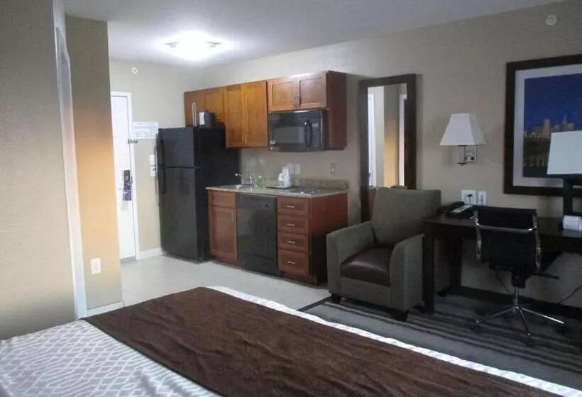 キングサイズベッドのスタンダードルーム, Best Western Plus Crawfordsville