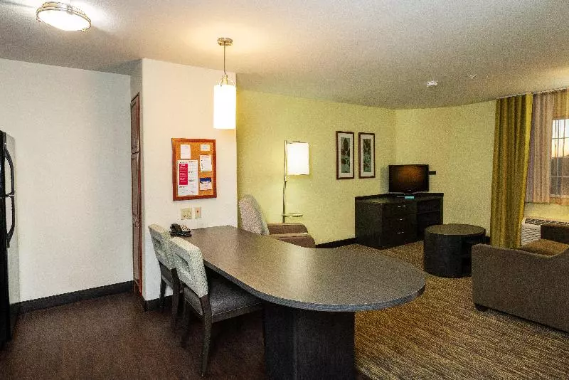 身障者適用スイートルーム, Candlewood Suites Roswell, An Ihg