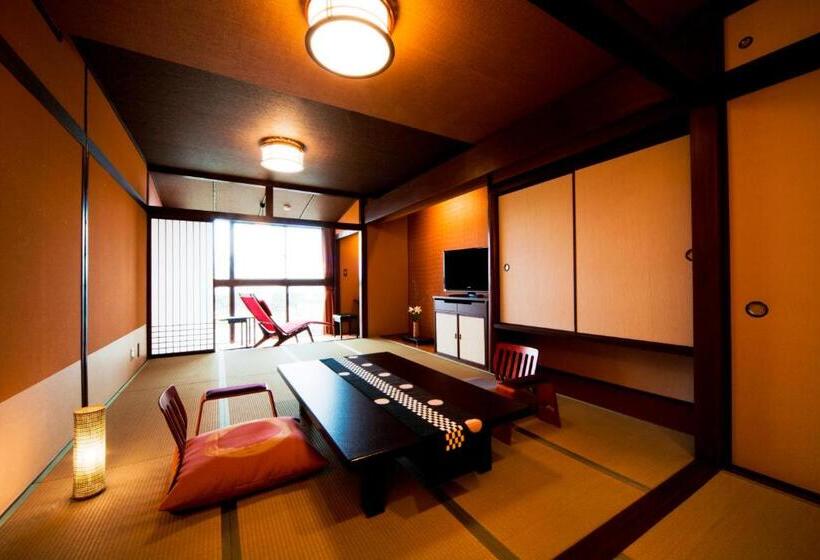 חדר סטנדרט נוף לאגם, Dantokan Kikunoya