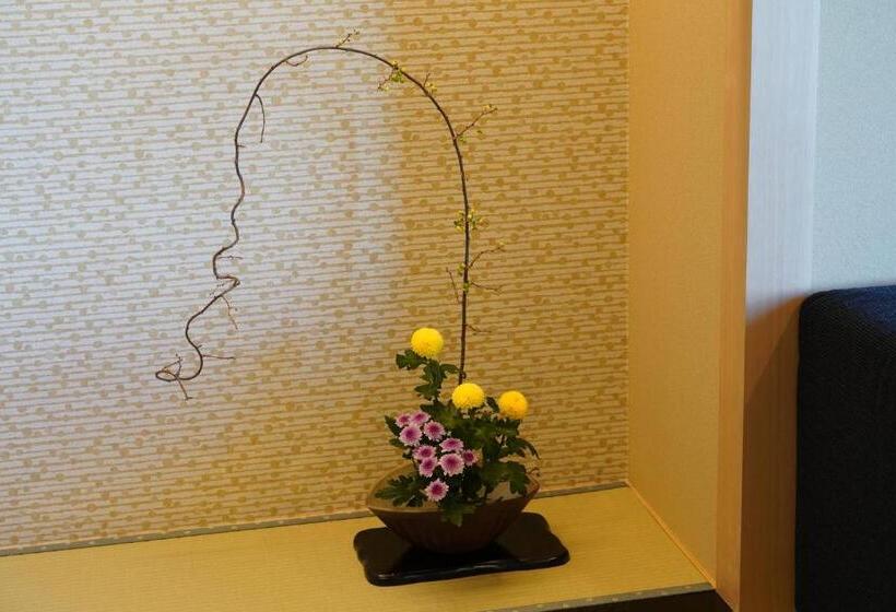 סוויטה עם ג'קוזי, Dantokan Kikunoya