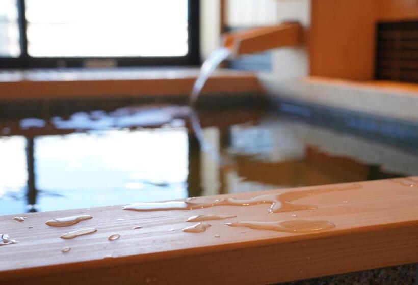 סוויטה עם ג'קוזי, Dantokan Kikunoya