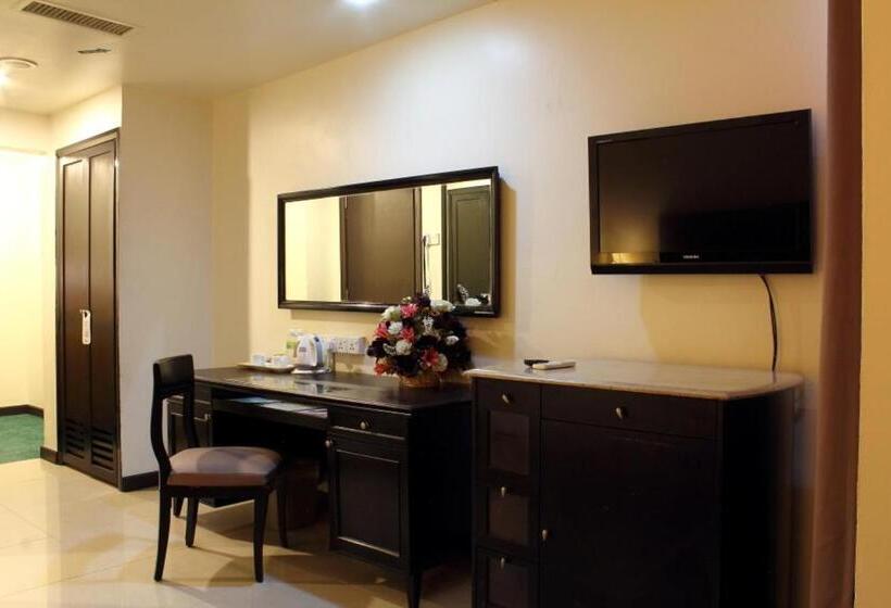 带大床的豪华间, Goodhope Hotel Skudai