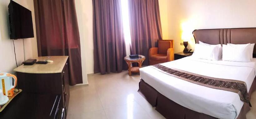 带大床的豪华间, Goodhope Hotel Skudai