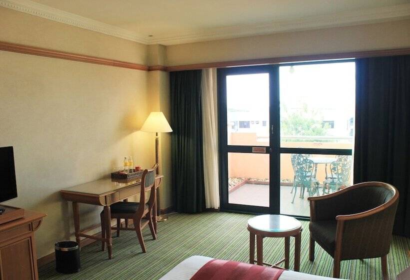 חדר דלוקס, Grand Palace