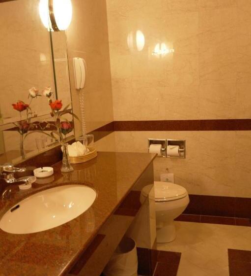 חדר סופריור, Grand Palace