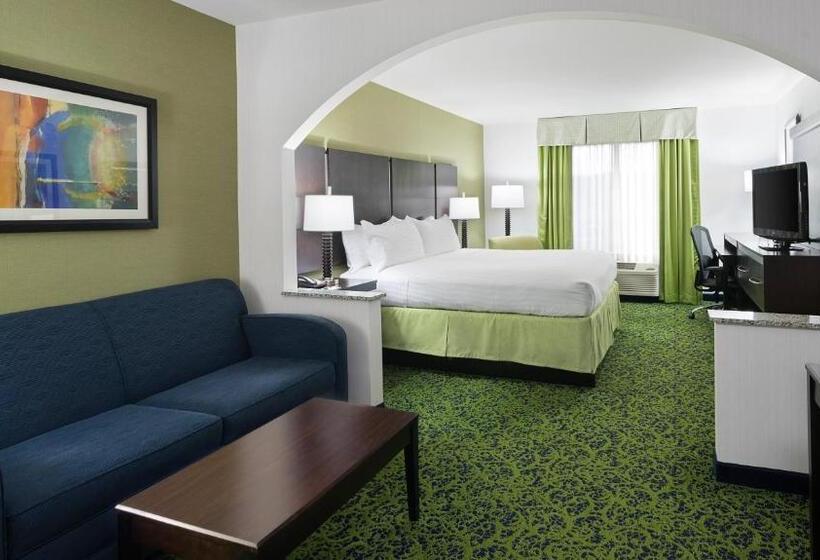 Люкс Кровать Кинг, Holiday Inn Express And Suites Stroudsburg Poconos, An Ihg