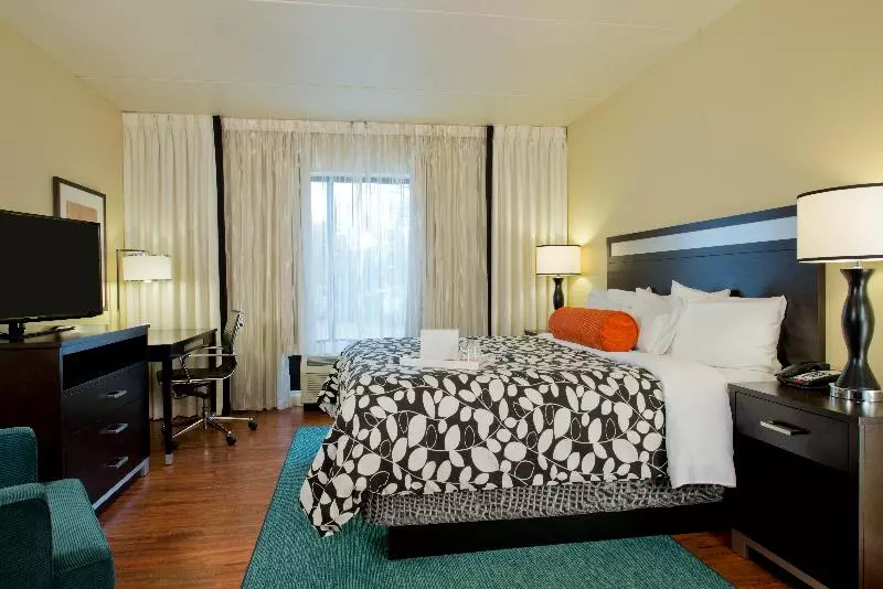 キングサイズベッドのスタンダードルーム, Indigo Atlanta Airport   College Park By Ihg