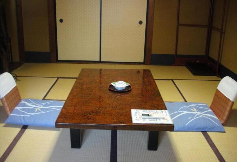 חדר סטנדרט, Kurhaus Ishibashi Ryokan