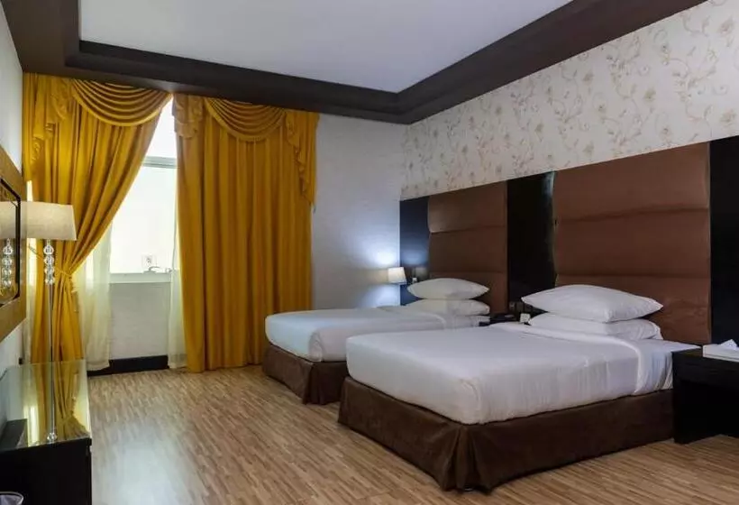سوئیت با تخت بزرگ, Sunday Mangrove Corniche Hotel, Ras Al Khaimah