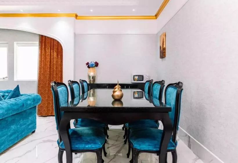 سوئیت پرزیدنت, Sunday Mangrove Corniche Hotel, Ras Al Khaimah